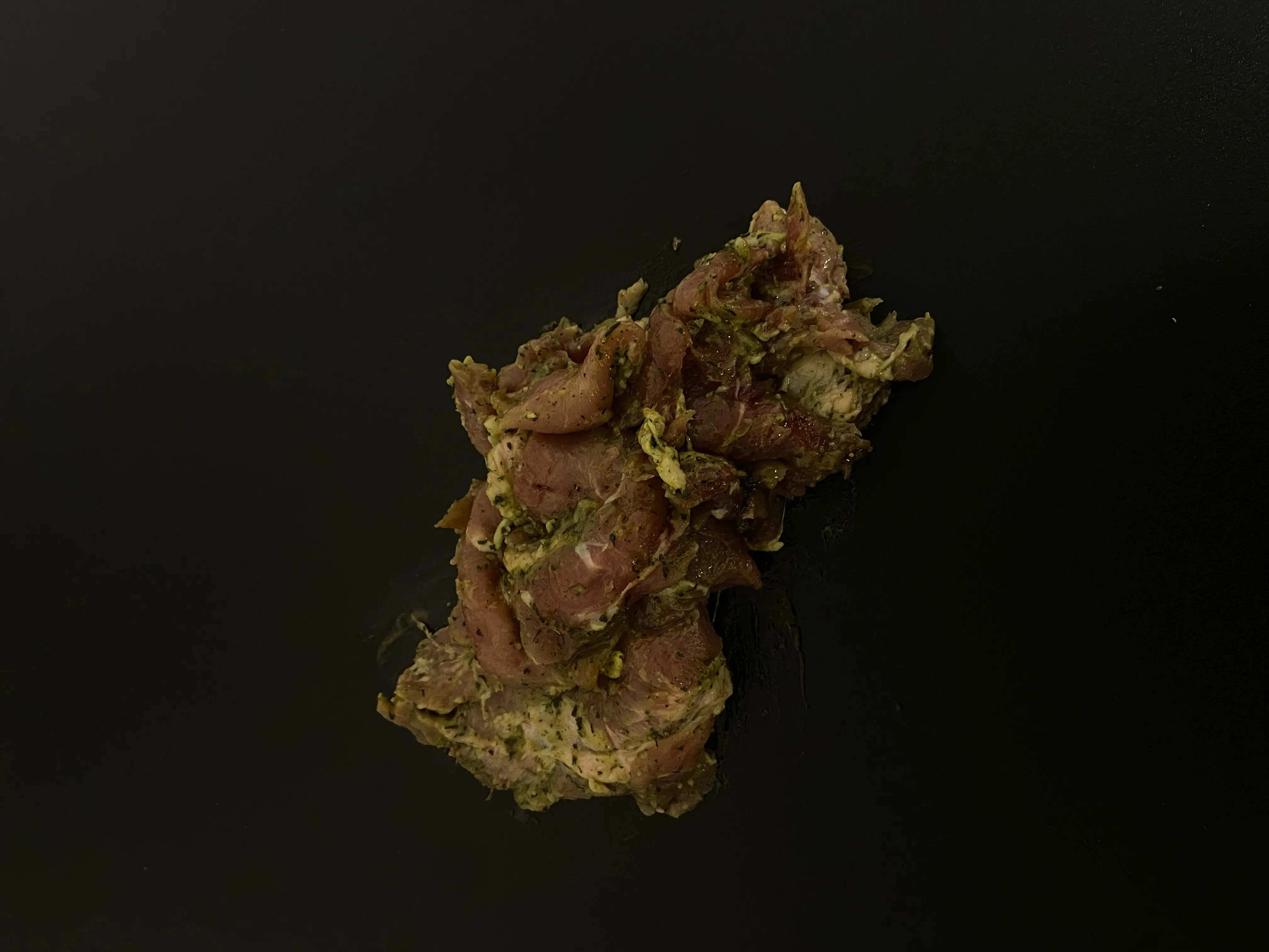 Araignée de porc marinée aux herbes